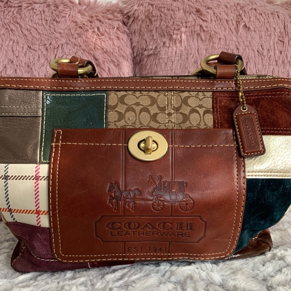 🎉HP🎉Limited Edition Coach tote - Picture 8 of 8